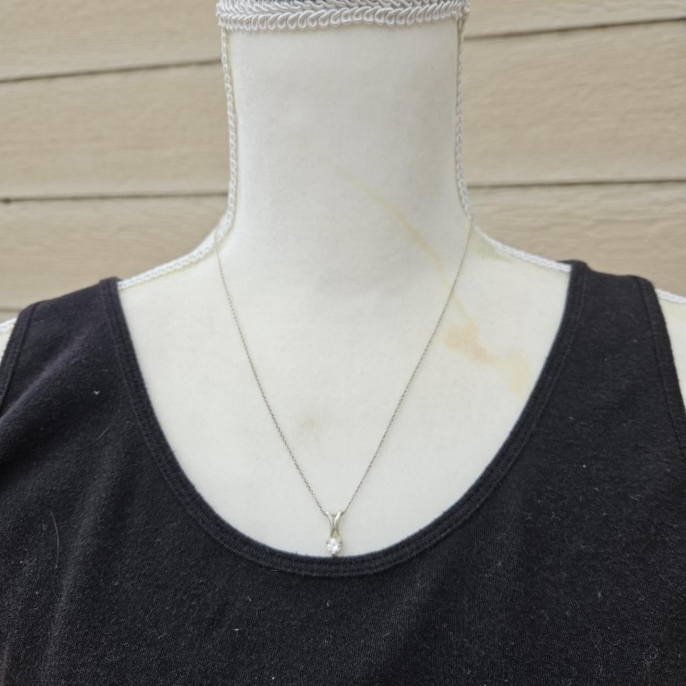 sterling silver clear crystal solitaire pendant necklace